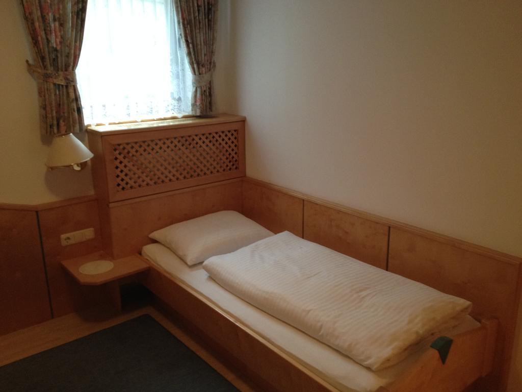 Apartpension Kappacher Kaprun Room photo